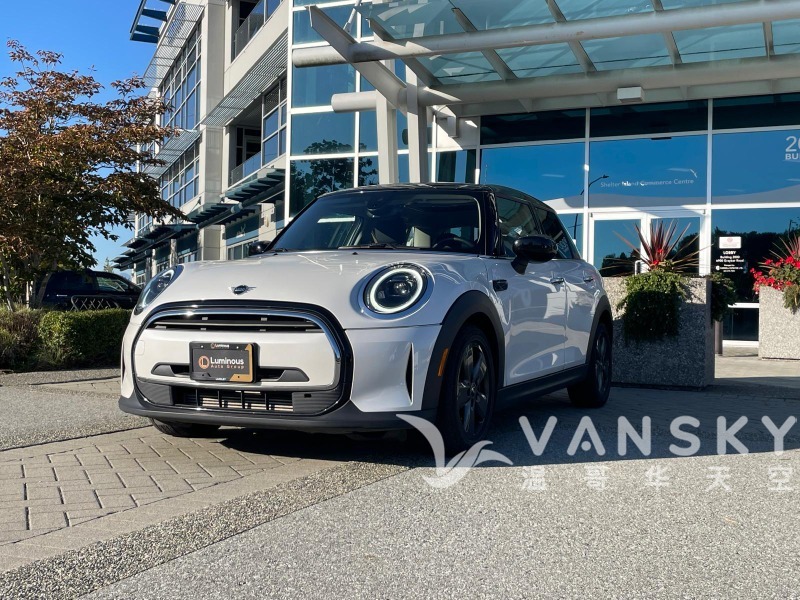 250924125337_2024 Mini Cooper 02.jpeg